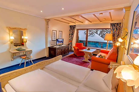 Junior Suite with Balcony