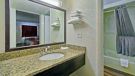 Quadruple Room - Disability Access - Non-Smoking