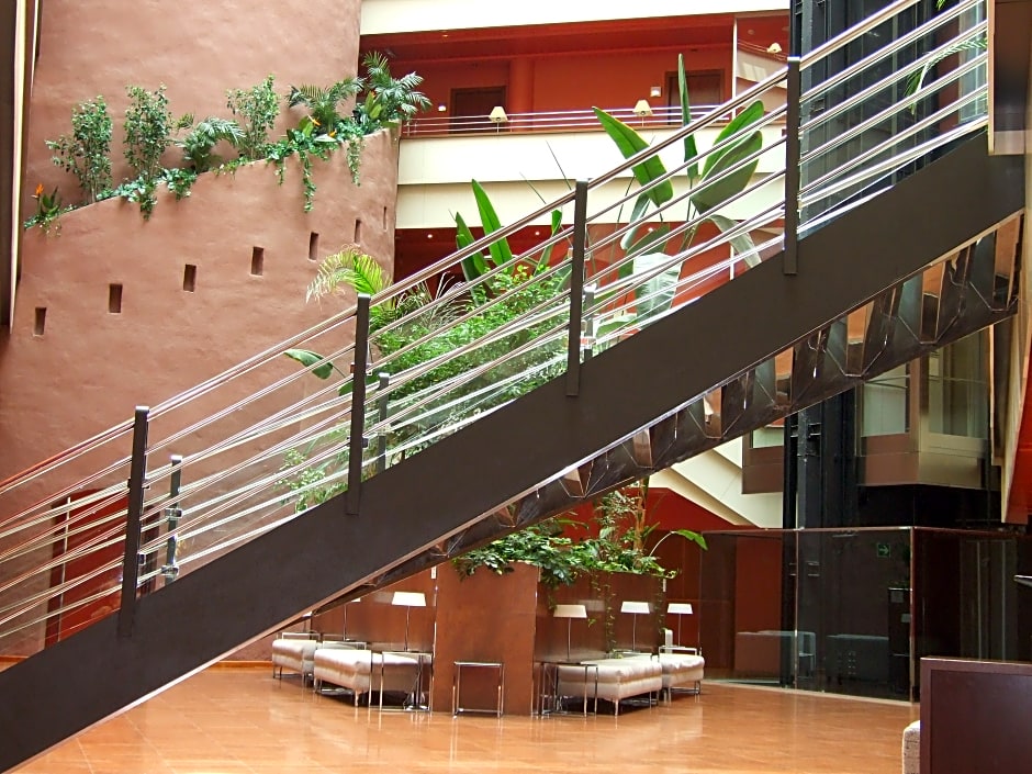 Ribera De Triana Hotel