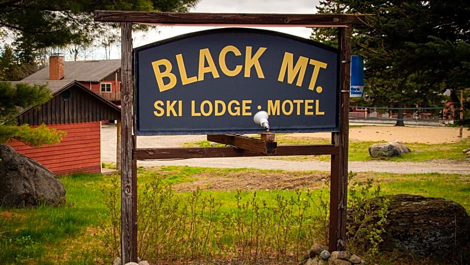Black Mountain Lodge