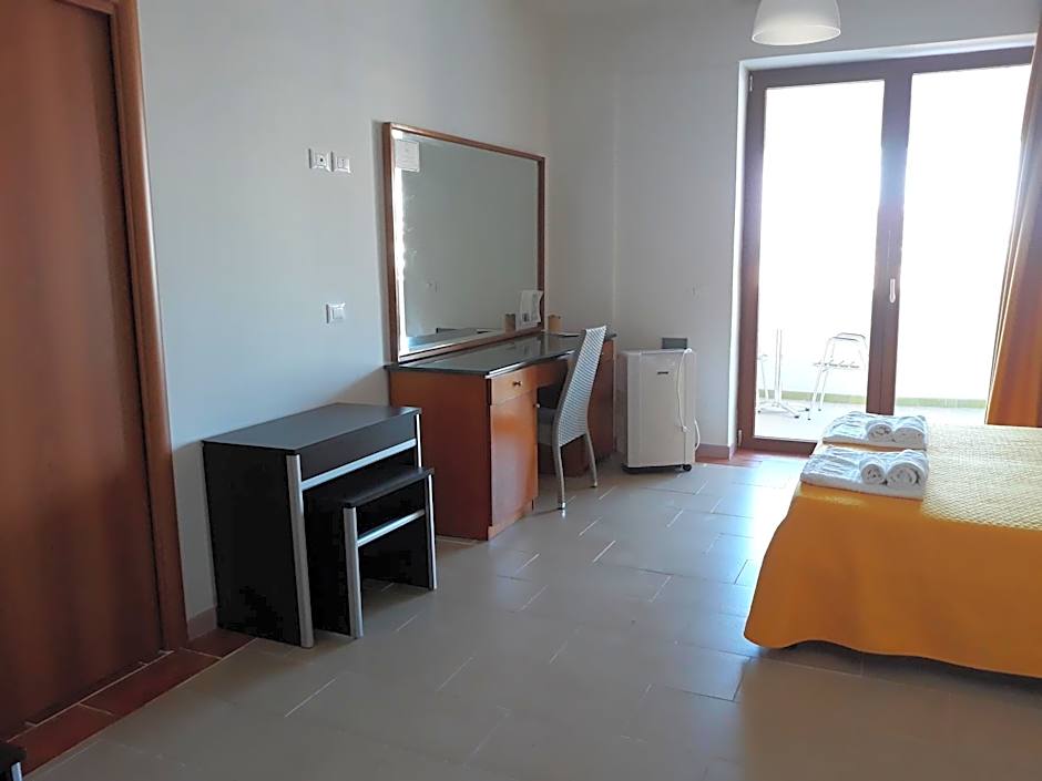 B&B Palazzo Manfredi Vieste, Fronte mare con Parcheggio