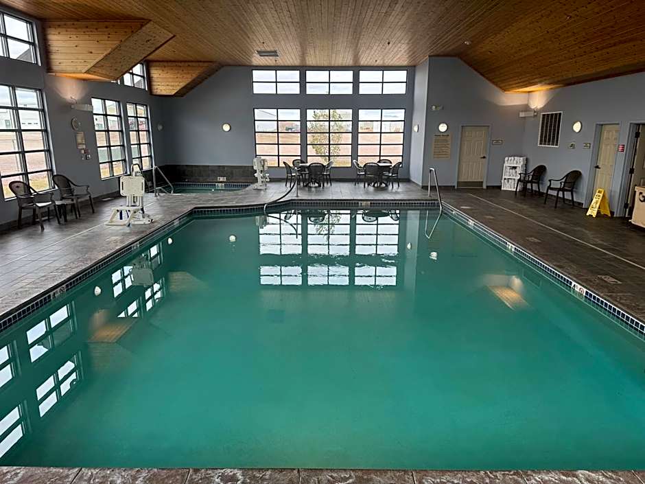 GrandStay Inn & Suites of Luverne