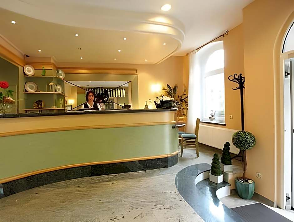 Adesso Hotel Kassel -pay at property on arrival- Ihr Automatenhotel in Kassel