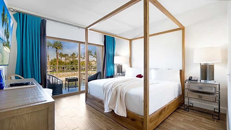 The Chateau at Lake La Quinta