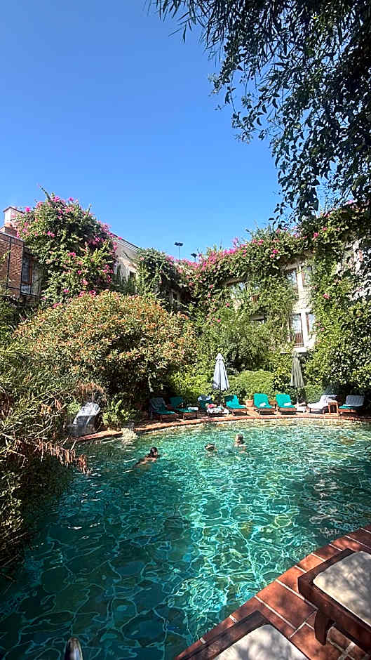 El Vino Hotel Suites