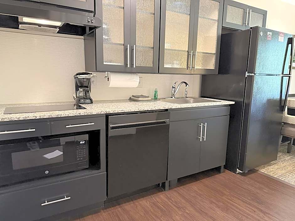 CANDLEWOOD SUITES - JACKSONVILLE - MAYPORT By IHG