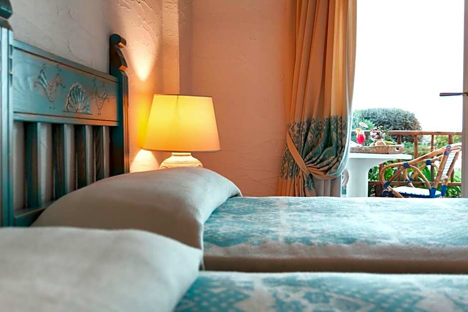 Photo 1 of 13 of Suite, Sea View