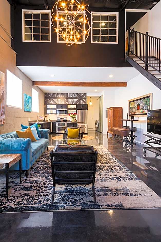 Petaluma Warehouse Lofts Unit D