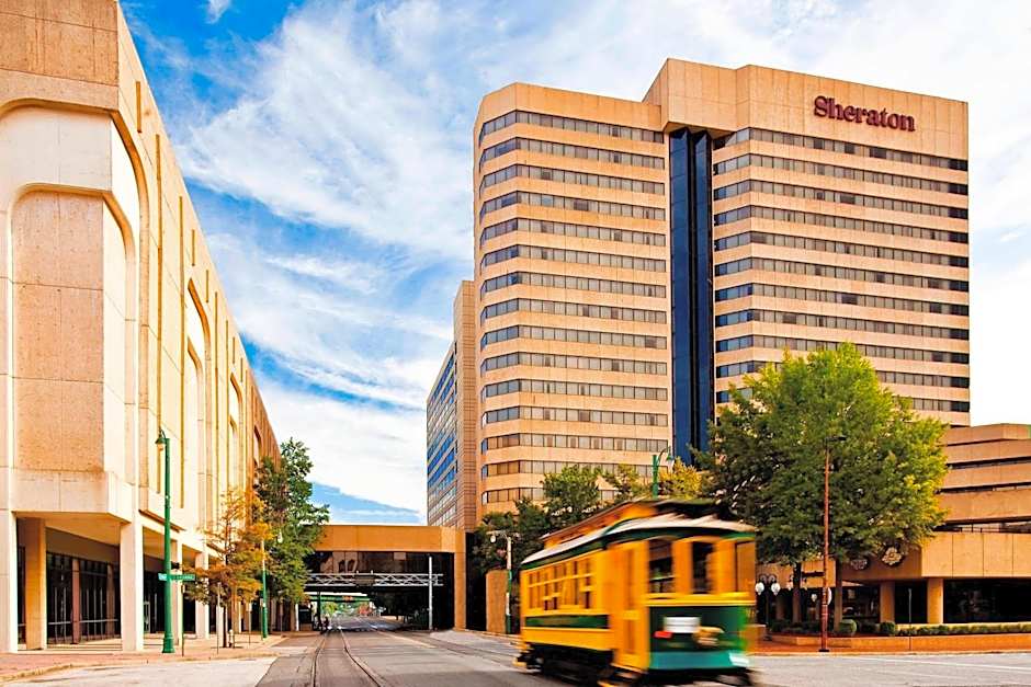 Sheraton Memphis Downtown Hotel