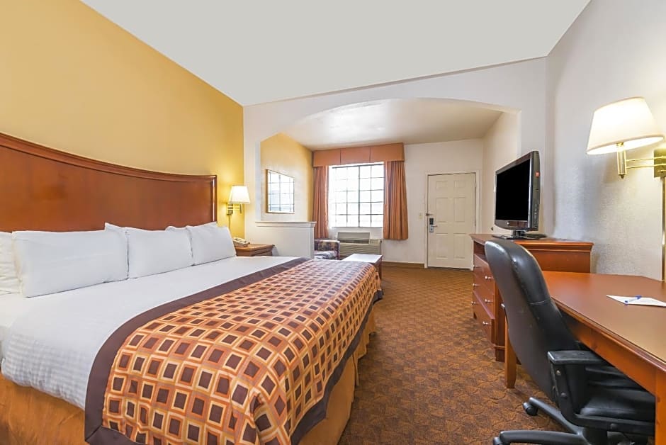 Americas Best Value Inn & Suites Fort Worth South