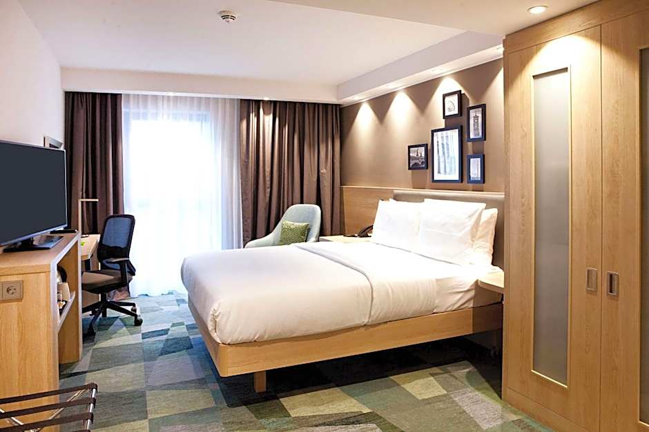 Hampton by Hilton Berlin City East Side Gallery