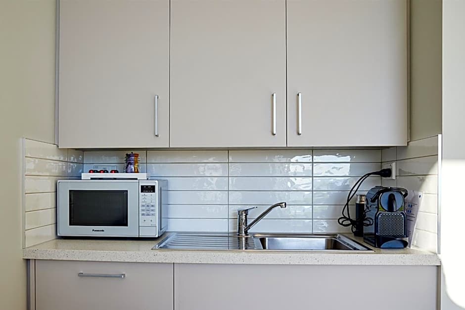 Shearwater Apartments