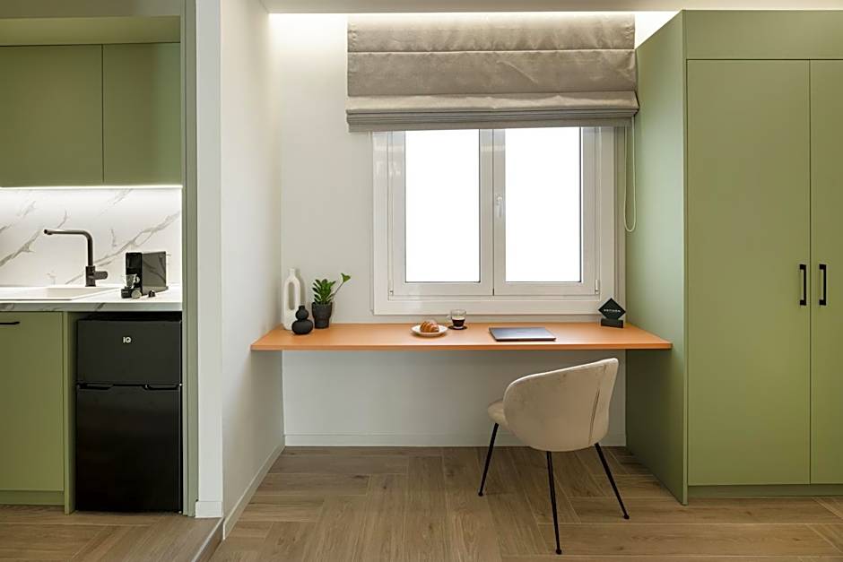 ASTIKON Xenofontos Suites