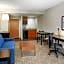 Holiday Inn Express & Suites Jacksonville South East - Medical Center Area