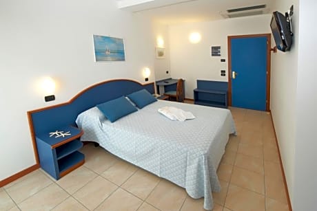 Double or Twin Room with Pool View