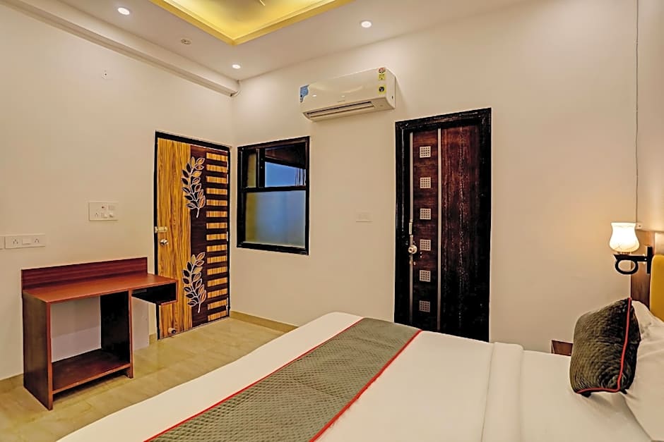 Super Collection O Sector 55 Noida Near Noida Stadium