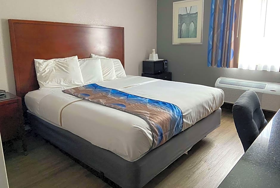 Travelodge Inn & Suites by Wyndham Albany