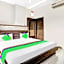 Itsy Hotels Anjali Mahal, 500 Mtrs From Mathura Railway Station