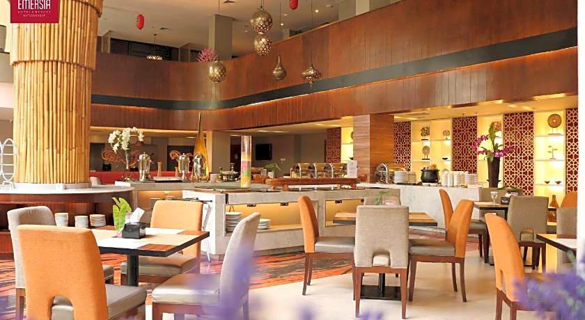 Emersia Hotel & Resort Batusangkar
