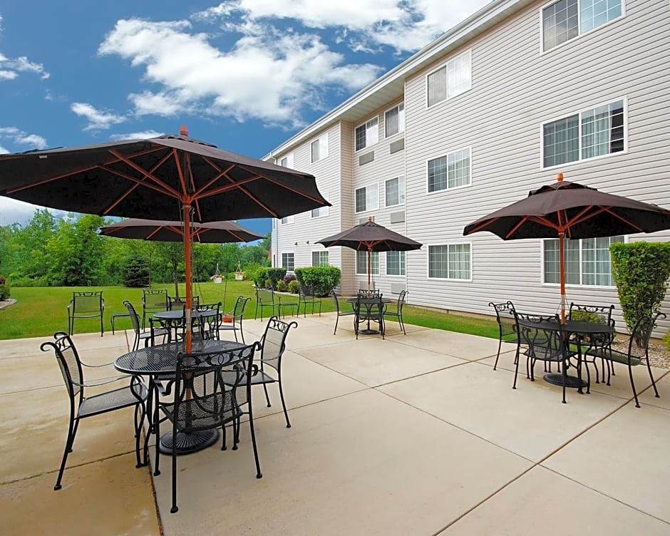 Hawthorn Suites By Wyndham Oak Creek/Milwaukee Airport