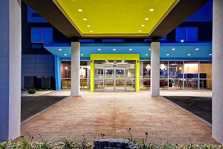 Tru by Hilton Fort Wayne, IN