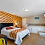 Wagon Wheel Motel