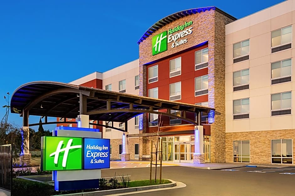 Holiday Inn Express & Suites Hayward - Castro Valley by IHG