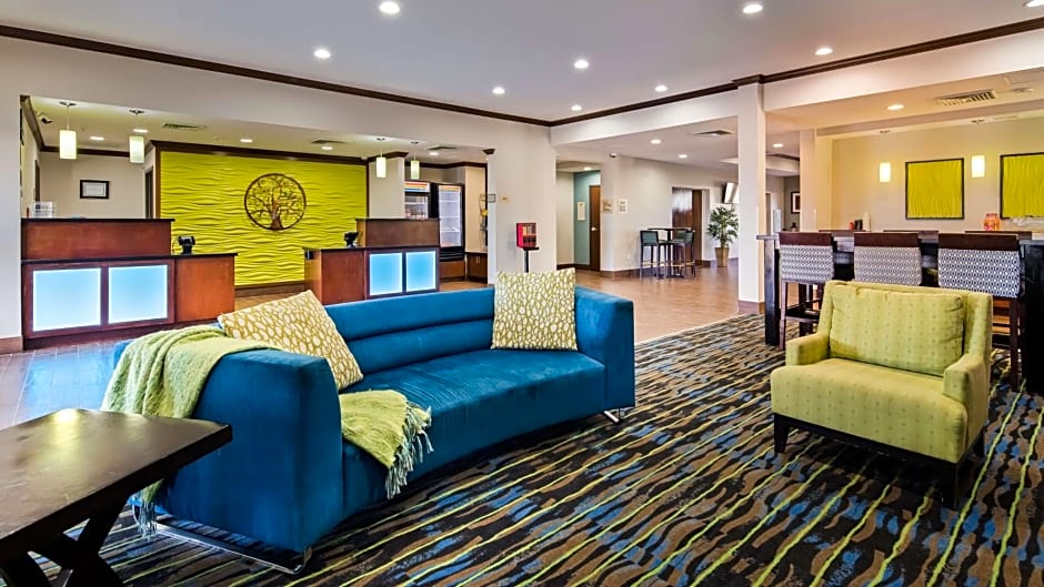 Best Western Plus Denver City Hotel & Suites