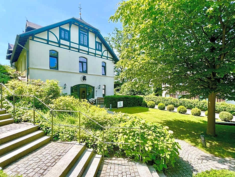 Süllberg Hotel - Die kleine, feine Remise in Blankenese