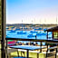 456 Embarcadero Inn & Suites