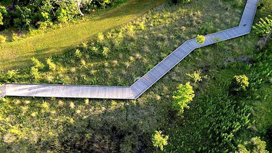 Les Échasses Golf & Surf Eco Lodge