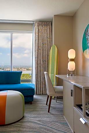 King Room with Pool View
