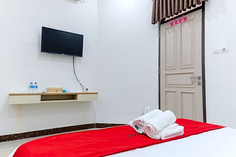 RedDoorz Syariah @ Jalan Ir Haji Juanda Jambi