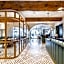 Le Phenix Hotel