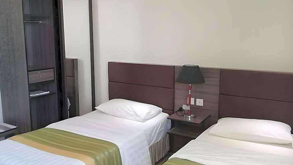 Lily Al Hofuf Serviced Apartments Economy