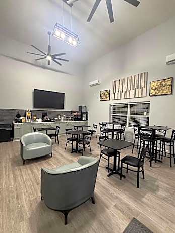 Days Inn by Wyndham Camden AR