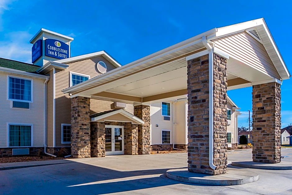 Cobblestone Inn & Suites-Fremont