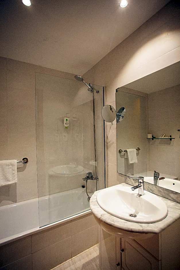 Bacardi Central Suites
