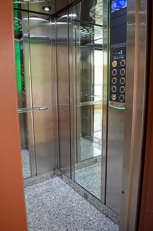 Prestige Hotel & Spa