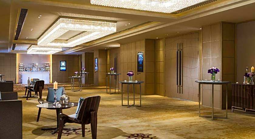 Renaissance by Marriott Suzhou Hotel