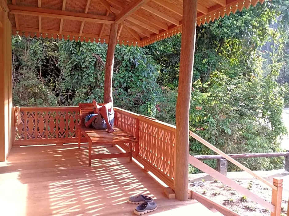 Rambai Tree Jungle Lodges - Family Friendly