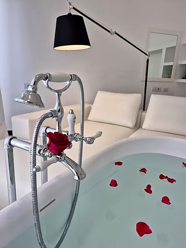 Eveline 2 - Piscina Privata o Jacuzzi