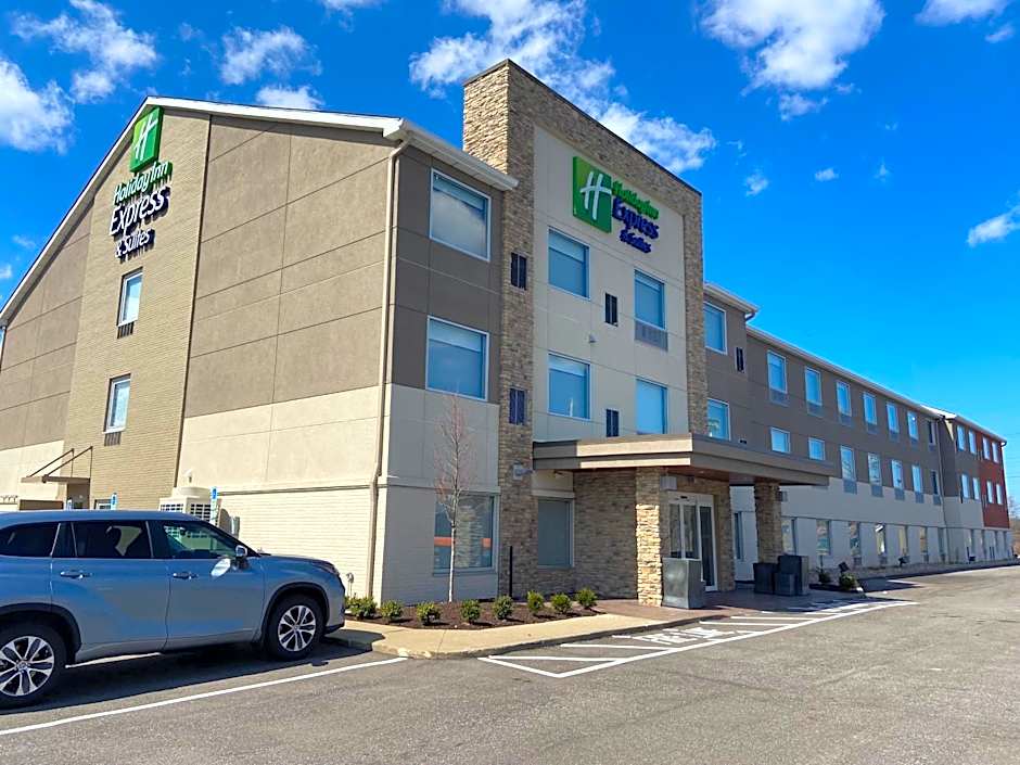 Holiday Inn Express & Suites Elyria By IHG
