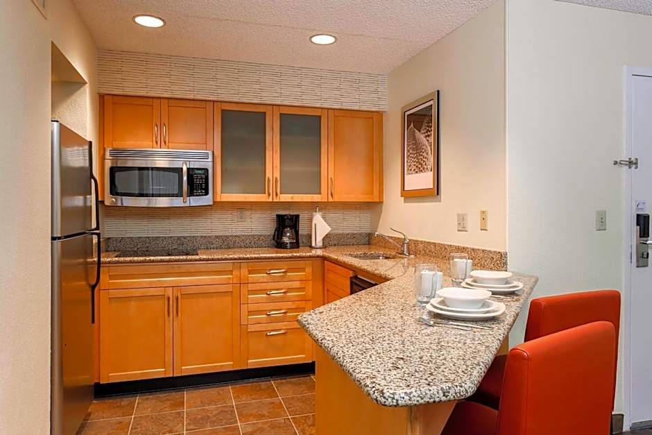 Residence Inn by Marriott Bakersfield