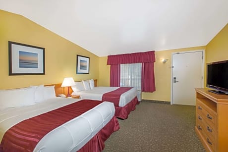 2 Queen Beds, Mobility Accessible Room, Roll-in Shower, Non-Smoking
