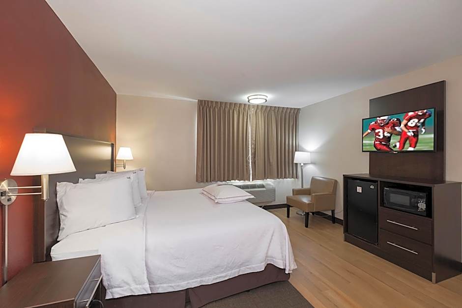 Red Roof PLUS+ Poughkeepsie