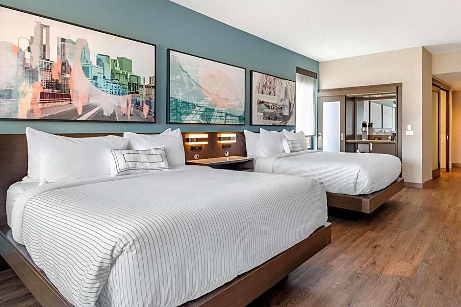 Cambria Hotel Minneapolis Downtown