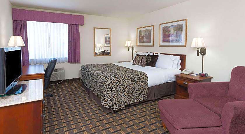 Baymont by Wyndham Osage Beach
