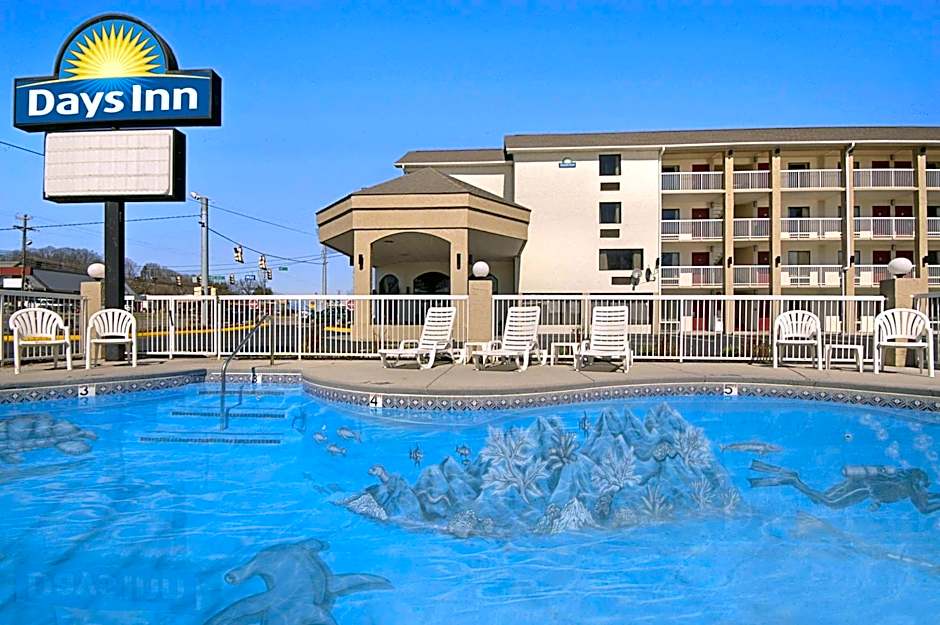 Days Inn by Wyndham Apple Valley Sevierville