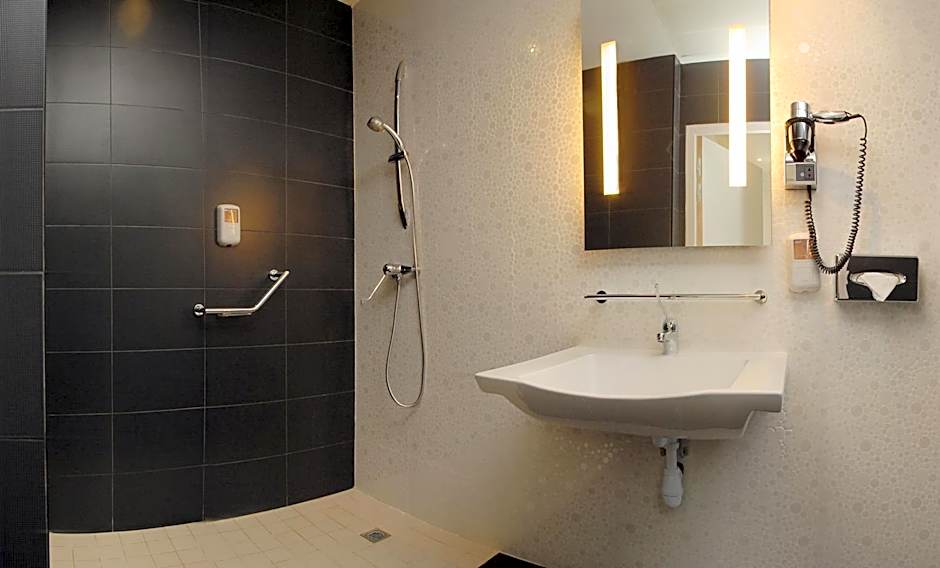 Kyriad Prestige Perpignan Centre Gare